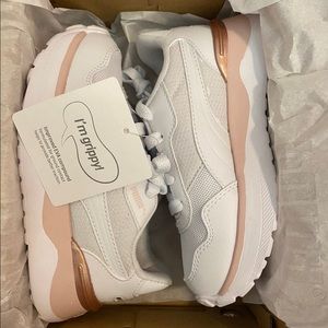 Puma girl sneakers